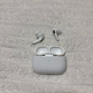 Apple AirPods Pro 2nd Gen
